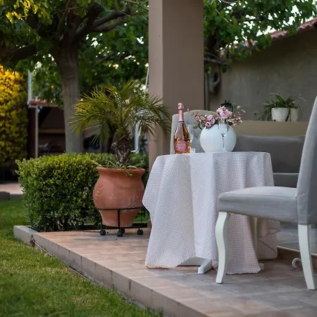 Sea Breeze & Nature With Pool Near The Sea Nyaraló *