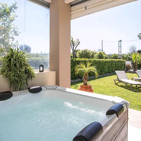 Nyaraló Sea Breeze & Nature With Pool Near The Sea *