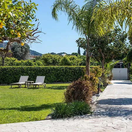 Nyaraló Sea Breeze & Nature With Pool Near The Sea *