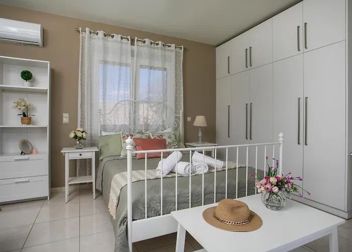 Tatil Evi Sea Breeze & Nature Heated Pool
