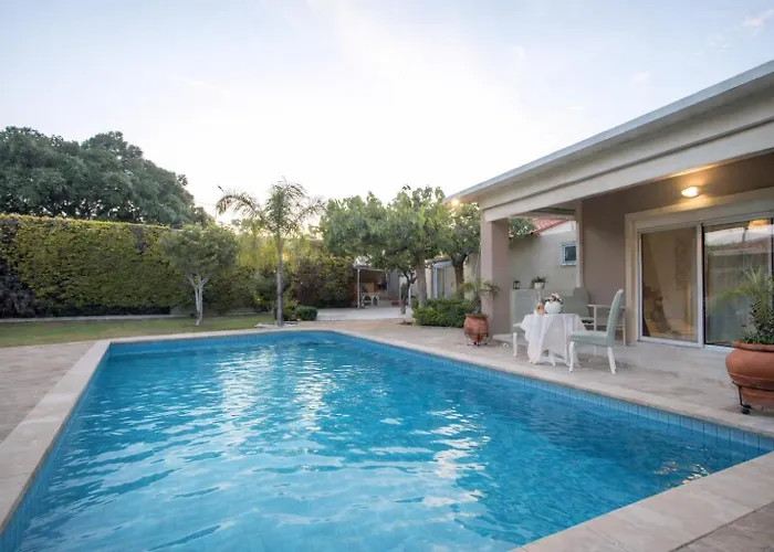 Sea Breeze & Nature Heated Pool Tatil Evi *