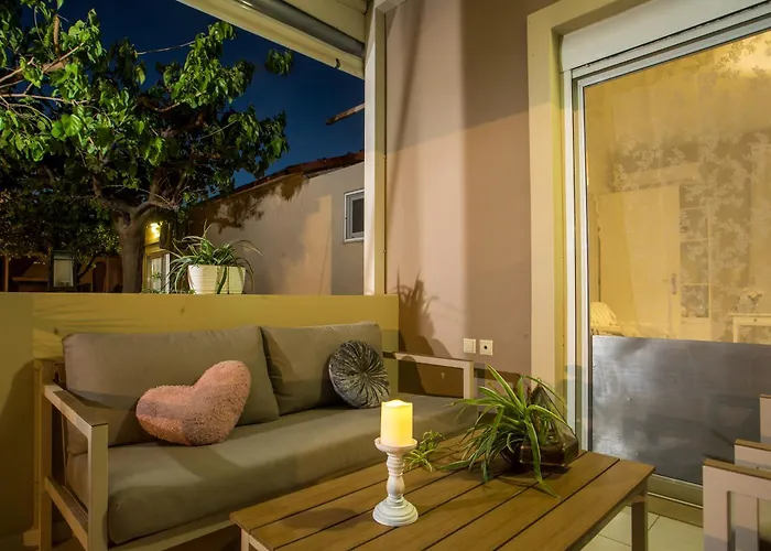 Sea Breeze & Nature Villa Heated Pool 別荘 *