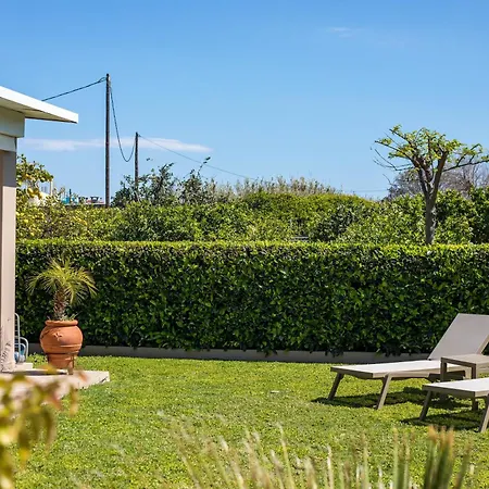 Sea Breeze & Nature With Pool Near The Sea *