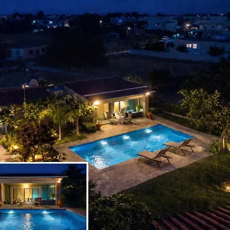 Dom wakacyjny Sea Breeze & Nature Villa, With Heated Pool And Garden Retreat *
