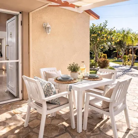 Sea Breeze & Nature Villa, With Heated Pool And Garden Retreat Kremasti (Rhodes)