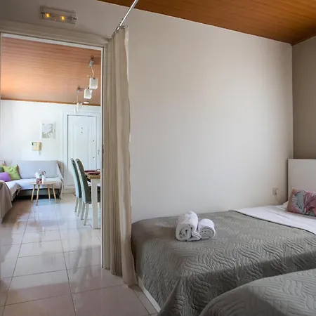 Sea Breeze & Nature Villa, With Heated Pool And Garden Retreat * Kremastí