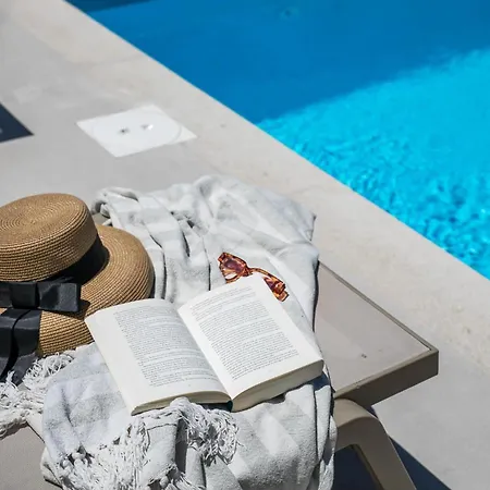 Casa vacanze Sea Breeze & Nature Villa, With Heated Pool And Garden Retreat
