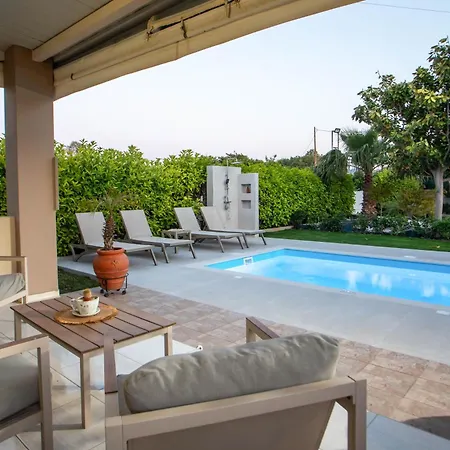 Sea Breeze & Nature Villa, With Heated Pool And Garden Retreat Дом отдыха