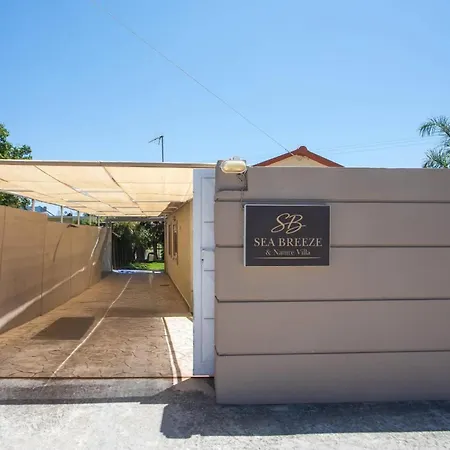 Sea Breeze & Nature Villa, With Heated Pool And Garden Retreat Casa vacanze