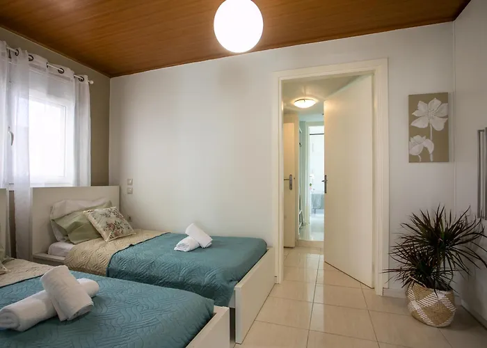 Sea Breeze & Nature Heated Pool Casa vacanze *