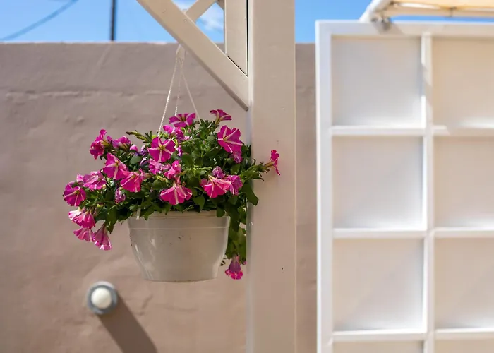 Sea Breeze & Nature Heated Pool Casa vacanze Kremastí