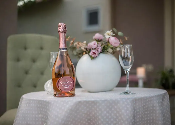 Sea Breeze & Nature Villa Heated Pool Сasa de vacaciones *