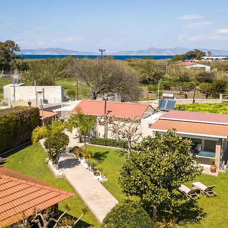 Sea Breeze & Nature With Pool Near The Sea * Кремасти
