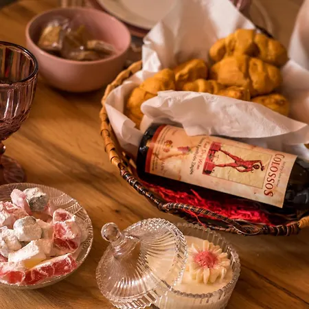 Sea Breeze & Nature With Pool Near The Sea Kremastí