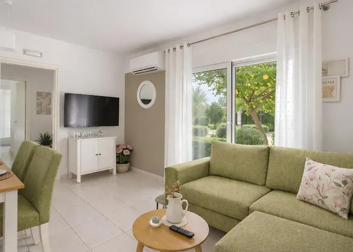 بيت للعطل Sea Breeze & Nature Villa Heated Pool *