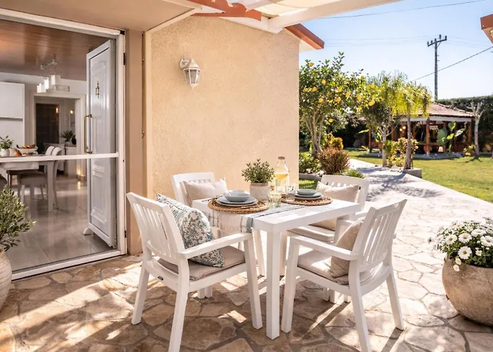 Sea Breeze & Nature Villa Heated Pool Kremastí